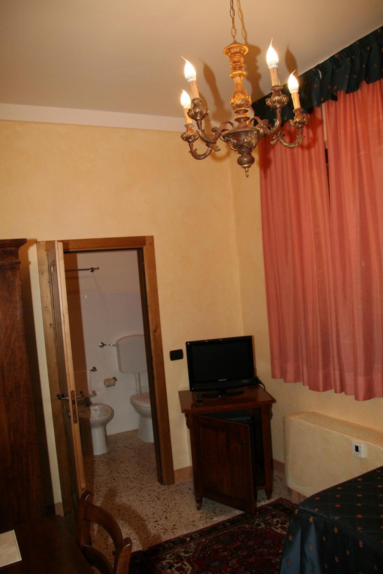 Villa Rinalducci Fano Zimmer foto